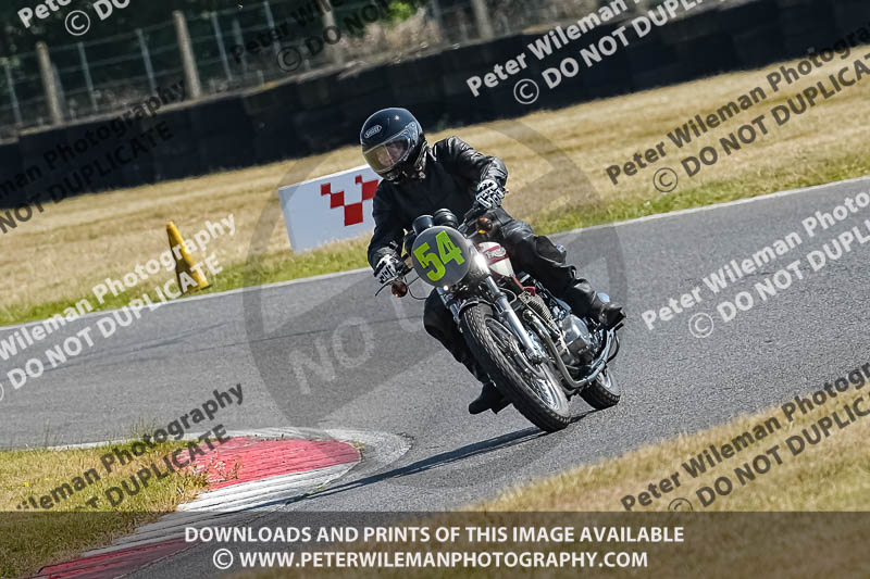cadwell park;cadwell park photographs;cadwell trackday photographs;enduro digital images;event digital images;eventdigitalimages;peter wileman photography;racing digital images;trackday digital images;trackday photos